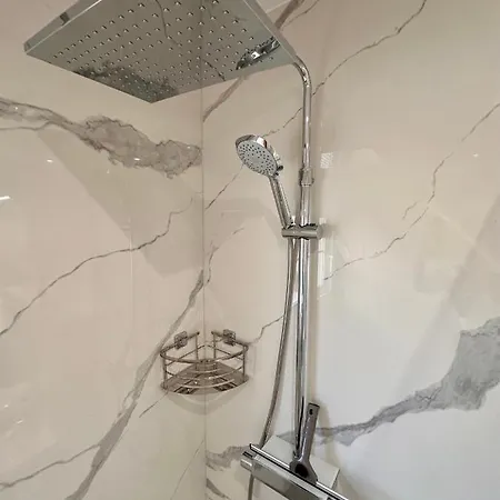 Sunset & Heated Pool Apartament