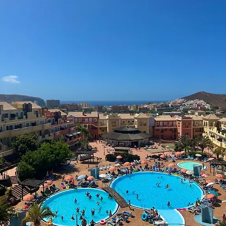 Sunset & Heated Pool Apartament